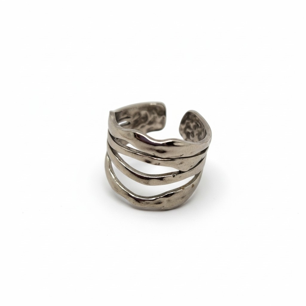 Elegant Silver Wave Ring
